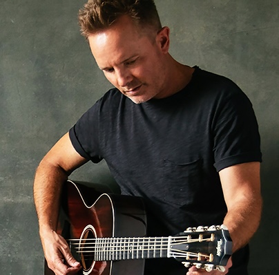 Chris Tomlin profile